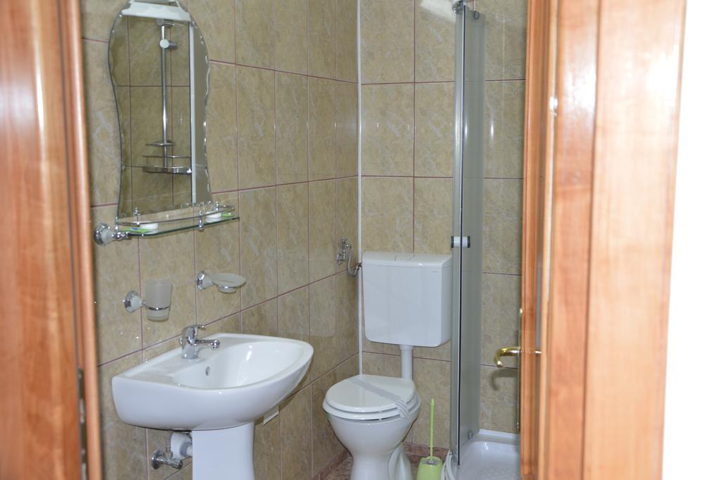 Motel Buti Sighetu Marmaţiei Zimmer foto