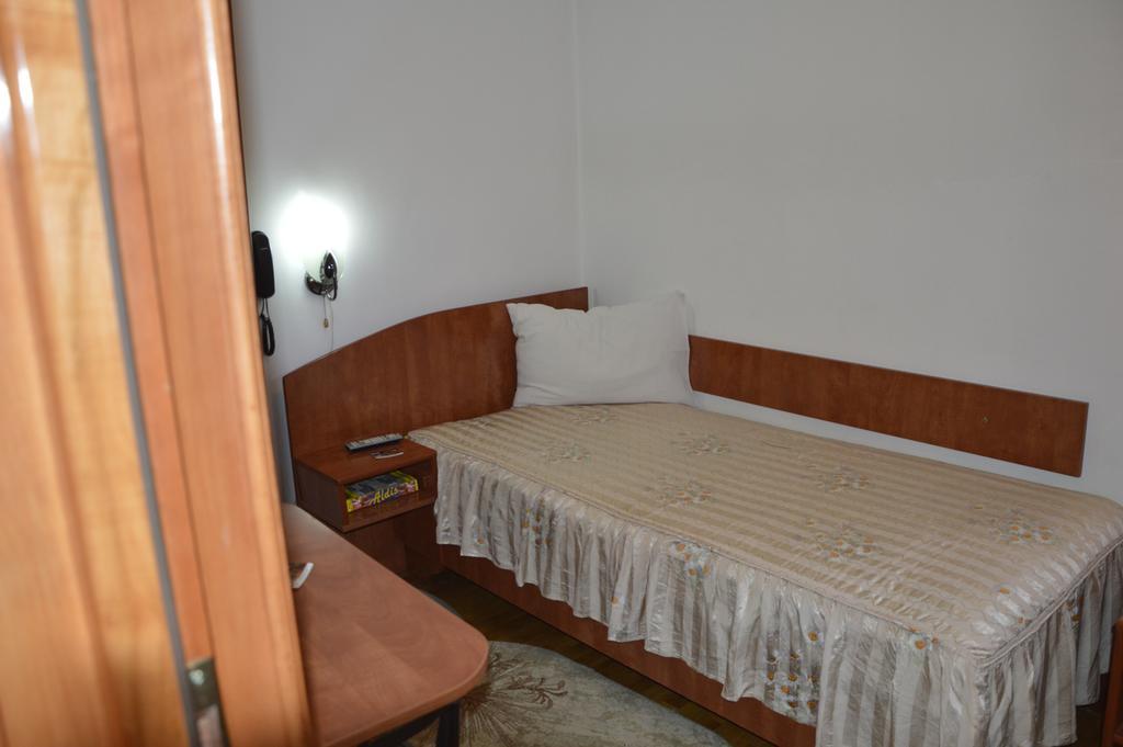 Motel Buti Sighetu Marmaţiei Zimmer foto