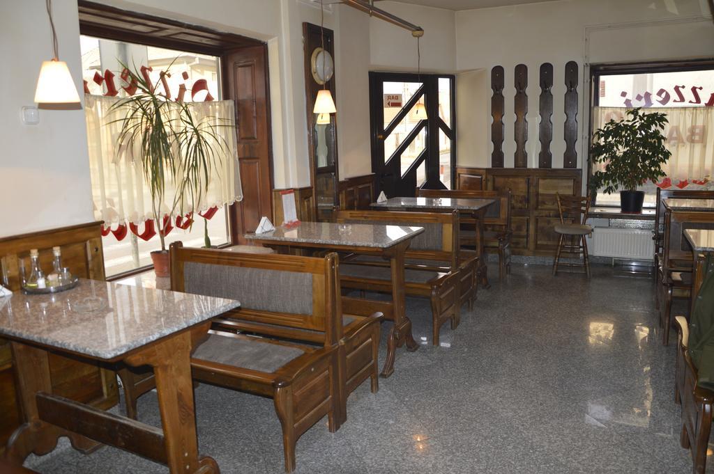 Motel Buti Sighetu Marmaţiei Exterior foto